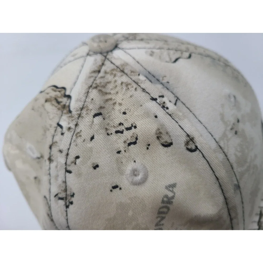 Cabelas Tundra Camo Snapback Hat Cap‎ Snow Outdoors Winter Men Women White Gray